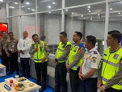 Kakorlantas Pantau Kondisi Lalin Jakarta, Cek Penegakan Hukum Lewat E-TLE