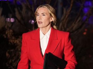 Kate Winslet Ungkap Permintaan Aneh Eminem, Dirahasiakan Selama 20 Tahun
