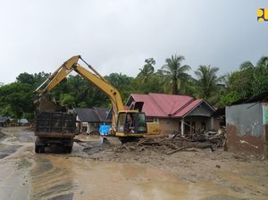Buka Jalan hingga Keruk Sungai, Kementerian PU Kebut Penanganan Agam