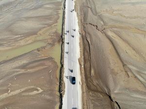 Ribuan Hektare Sawah Rusak, Petani Aceh Berjuang Pulihkan Lahan Pascabencana
