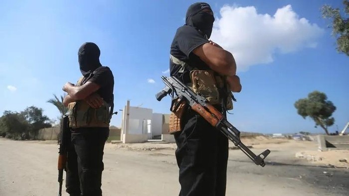 Trump Bikin Heboh dengan Prediksinya Hamas Akan Serahkan Senjata