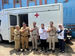 TransJ Sumbang Mobil Rontgen Paru ke Puskesmas di Jaktim, Cegah Penyebaran TBC