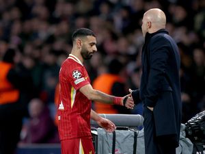 Panas! Arne Slot Bakal Hukum Salah, Diparkir Lawan Inter Milan