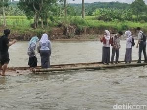 Siswa Bertaruh Nyawa Demi Sekolah, Ini Langkah Pemkab Cianjur