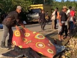 Video: Rem Blong, Mobil Angkut Bantuan Air Bersih ke Aceh Timur Kecelakaan