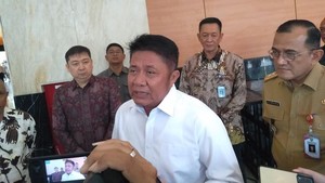 Herman Deru ke Perusahaan Batu Bara: Jangan Pakai Jalan Rakyat!