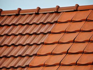 Harga Genteng Keramik Terbaru 2025 Lengkap Ketahui Plus-Minusnya