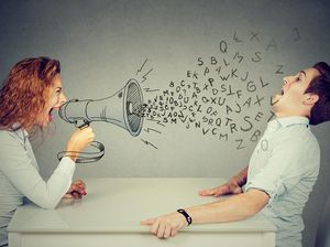 Pasangan Senggol Bacok Gampang Marah? Ini Saran Sleep Coach untuk Menenangkannya