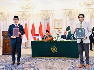 RI dan Pakistan Teken 7 Kerja Sama, Ada Sektor Pendidikan-UKM