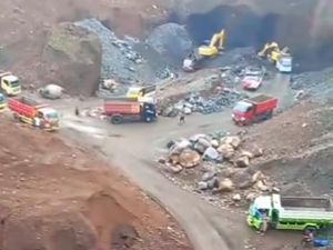 Viral Tambang Keruk Lereng Gunung Slamet, ESDM Jateng Sebut Sudah Berizin
