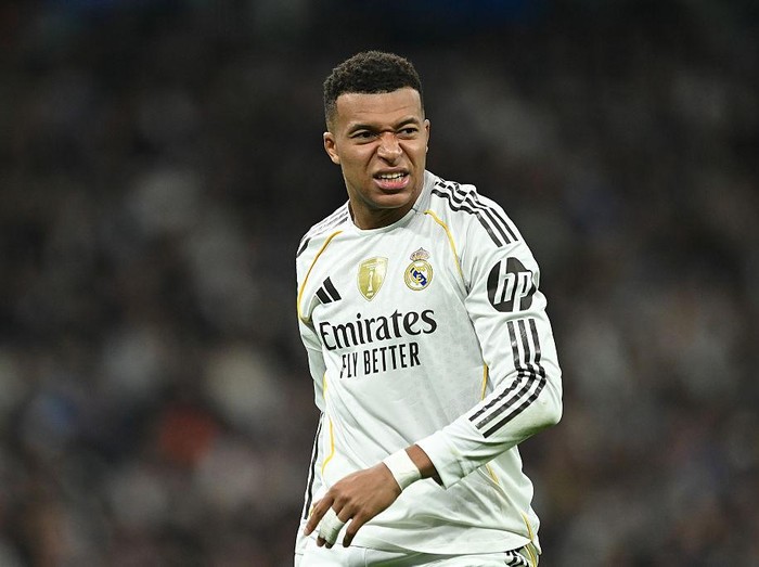MADRID, SPAIN - DECEMBER 07: Kylian Mbappe of Real Madrid reacts during the LaLiga EA Sports match between Real Madrid CF and RC Celta de Vigo at Estadio Santiago Bernabeu on December 07, 2025 in Madrid, Spain. (Photo by Denis Doyle/Getty Images)