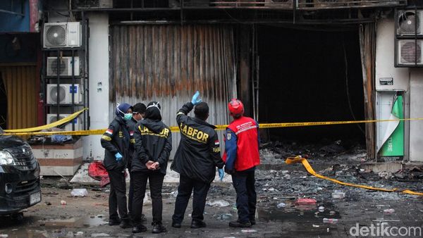 Labfor Polri Telusuri Pemicu Kebakaran Ruko di Kemayoran