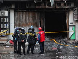 19 Orang Selamat dari Kebakaran Gedung Terra Drone Usai Naik ke Lantai Atas