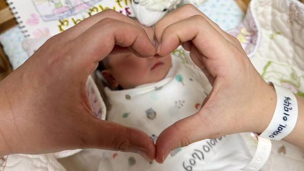 Bahagianya Minwoo Shinhwa Sambut Anak Kedua