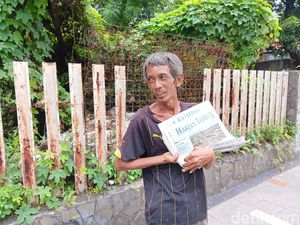 Loper Koran di Ujung Tanduk