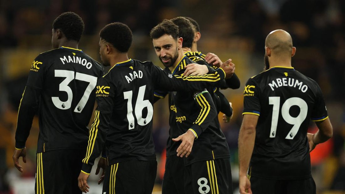 Manchester United ke posisi keenam usai sikat Wolverhampton Wanderers. (REUTERS/Phil Noble)