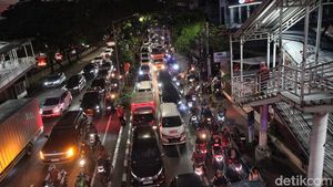 Potret Kemacetan Parah Imbas Kebakaran di Jakpus