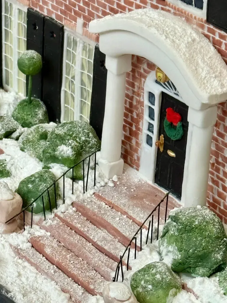 Sayang! Kue Bentuk Rumah 'Home Alone' Ini Bakal Berakhir di Tempat Sampah Sayang! Kue Bentuk Rumah 'Home Alone' Ini Bakal Berakhir di Tempat Sampah
