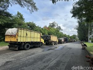 Warga Masih Bingung Buang Sampah ke Mana Jika TPA Suwung Tutup 23 Desember