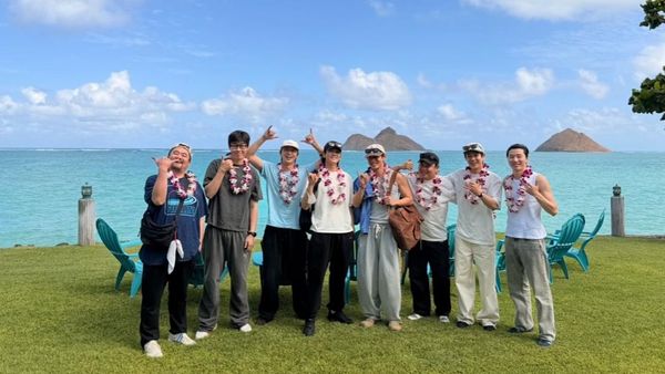 Serunya Wooga Squad Liburan ke Hawaii, V BTS-Park Seo Joon Pamer Kekompakan