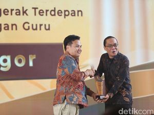 Lindungi Guru, DPRD Kota Bogor Raih detikJabar Awards 2025
