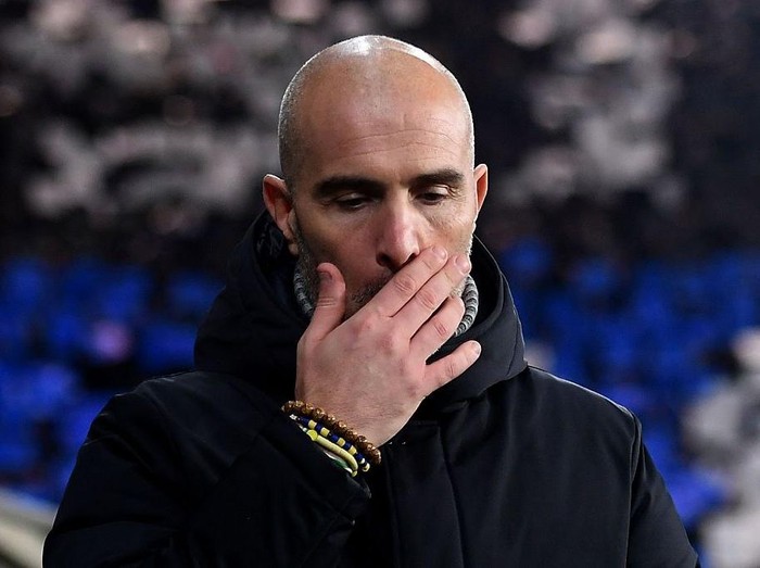 BERGAMO, ITALY - DECEMBER 09:  Enzo Maresca head coach of  Chelsea FC gestures during the UEFA Champions League 2025/26 League Phase MD6 match between Atalanta BC and Chelsea FC at Stadio di Bergamo on December 09, 2025 in Bergamo, Italy. (Photo by Alessandro Sabattini/Getty Images)