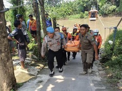 Siswa SMP Sidoarjo yang Tenggelam di Sungai Mas Krian Ditemukan