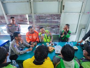 Kakorlantas Menyapa Driver Ojol Kamtibmas Polda Kaltim, Pererat Sinergi