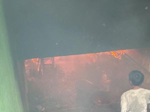 23 Santri Alami Sesak Napas Saat Kebakaran Melanda Ponpes di Jagakarsa Jaksel