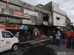 Sempat Terdengar Ledakan Sebelum Bengkel Motor di Gilingan Solo Terbakar