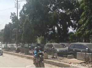 Ratusan Mobil Terjebak di Jalan Saat Banjir Bandang Aceh Tamiang