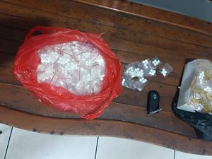 Wanita Bawa Mobil Kecelakaan di Tol Cakung, Ditemukan Psikotropika