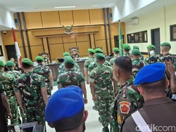 17 Tentara Penyiksa Prada Lucky Dituntut Pecat dan Penjara 6-9 Tahun