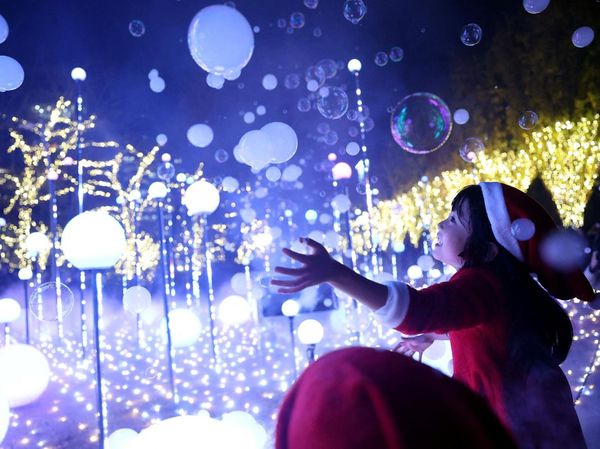 Tokyo Hadirkan Suasana Musim Liburan Penuh Cahaya