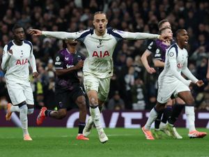 Tottenham Vs Slavia Praha: Gol Bunuh diri dan Penalti Menangkan Spurs