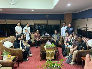 Unhas Bebaskan UKT Mahasiswa Asal Sumatera Terdampak Bencana