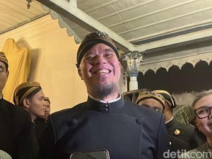 Ahmad Dhani Buka Suara soal Adopsi Anak dari Solo: Lengkapi Keluarga