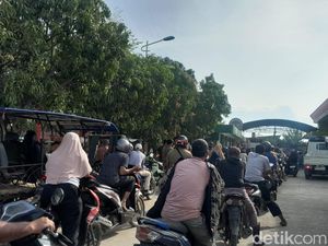 Antrean di SPBU Langsa Mengular, Mayoritas Sepeda Motor