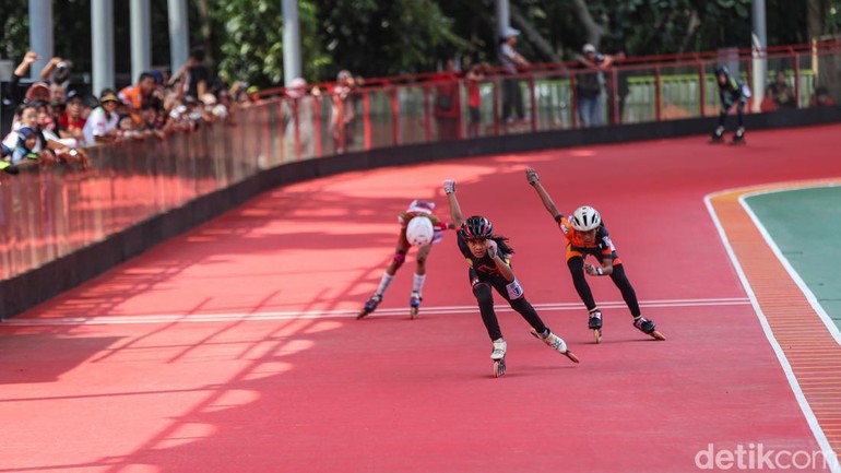 Gelaran berlangsung di lintasan sepatu roda kawasan Stadion Patriot Bekasi dan dijadwalkan berlangsung hingga tiga hari ke depan. Sebanyak belasan nomor speed dipertandingkan, mulai dari jarak pendek hingga menengah.