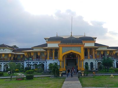 Indahnya Arsitektur Istana Maimun yang Telah Berdiri Ratusan Tahun