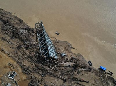 Jembatan Lubuk Sidup Masih Putus Pascabanjir, Akses Warga Aceh Tamiang Terganggu