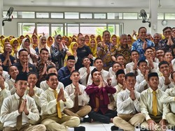 AirNav Siapkan Beasiswa untuk Lulusan SMA CT Arsa yang Mau Jadi Pilot