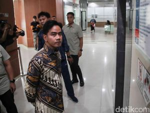 Video Gibran Jenguk Siswa SD Korban Ditabrak Mobil MBG, Minta Diusut Tuntas