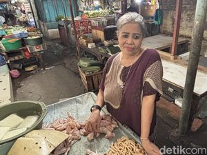 Ayam, Telur, hingga Cabai di Pasar Surabaya Naik Jelang Akhir Tahun