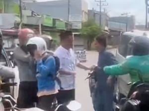 Video: Viral Pemobil Lawan Arah Tak Terima Ditegur Oleh Pelajar di Gowa Sulsel