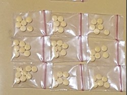 Polisi Tangkap 2 Pria Jual Obat Keras di Toko Kosmetik Ciputat Tangsel