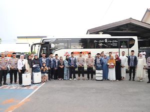 Kapolres Kediri Berangkatkan Umrah 5 Anggotanya yang Berintegritas