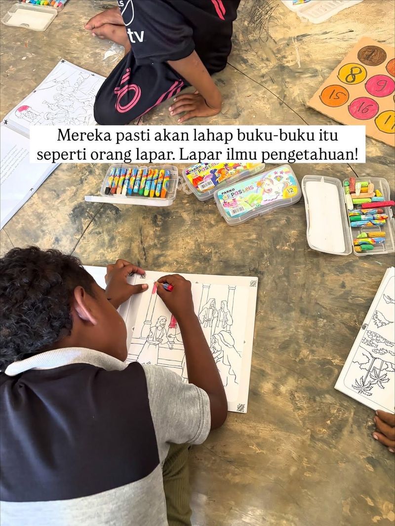 Polygon Bikes Salurkan Sepeda di Alor, NTT