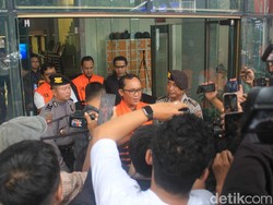 Bupati Ardito Goda Jurnalis Wanita di KPK: Kamu Cantik Hari Ini