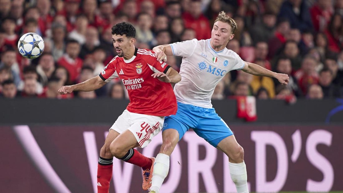Hasil Benfica vs Napoli di Liga Champions. (Foto: Getty Images/Jose Manuel Alvarez Rey)